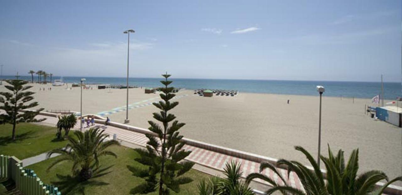 Roquetas Beach House Apartamento Fresco Con Piscina โรเกตัสเดมาร์ ภายนอก รูปภาพ