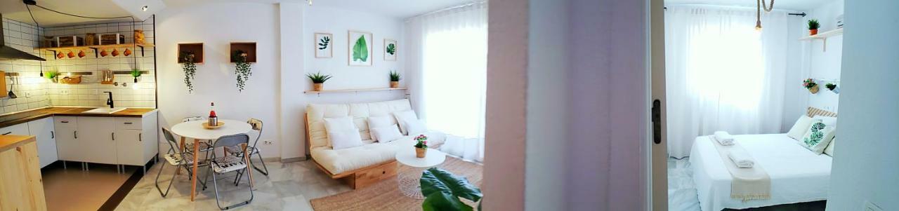 Roquetas Beach House Apartamento Fresco Con Piscina โรเกตัสเดมาร์ ภายนอก รูปภาพ